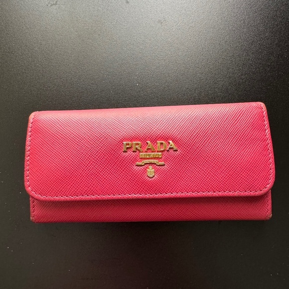 Authentic PRELOVED Pink Prada Saffiano Compact Key Wallet - Picture 1 of 7